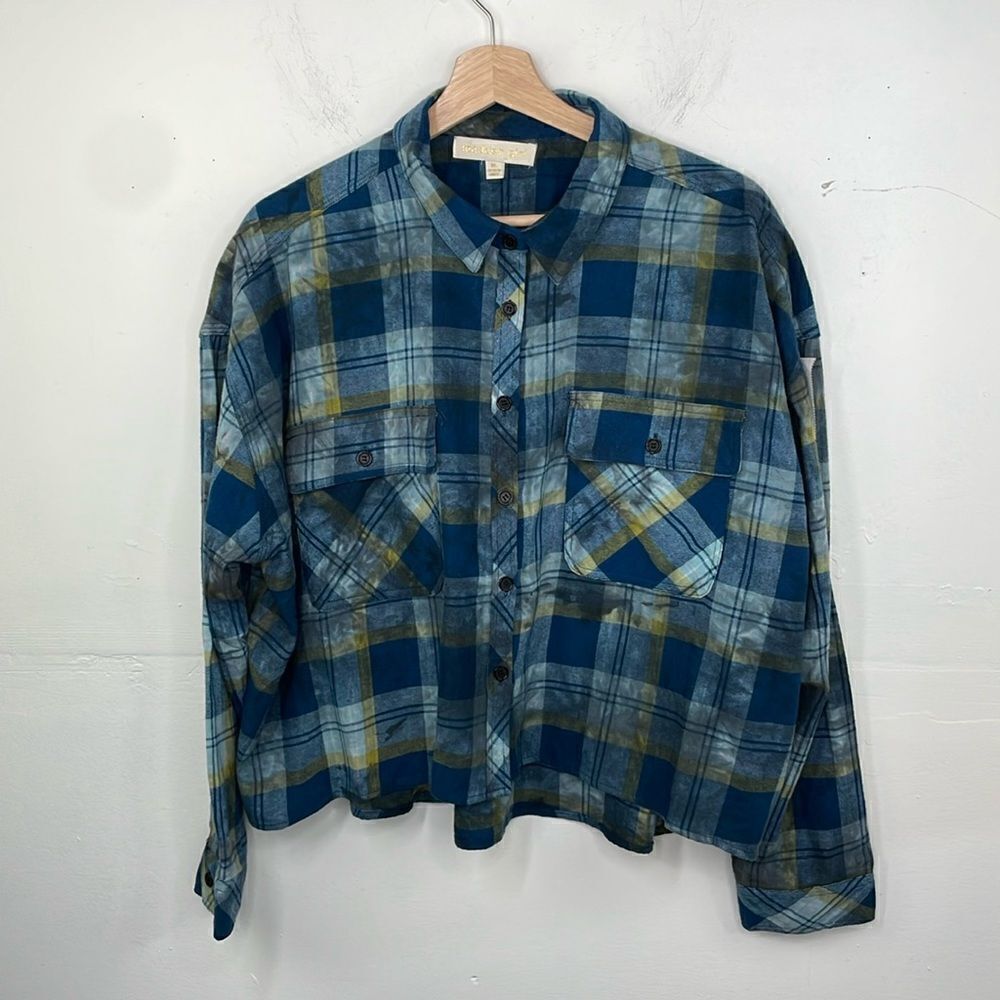 Madden Girl Long Sleeve Plaid Cropped Top w/Front Pockets & Sequin Patch size XL